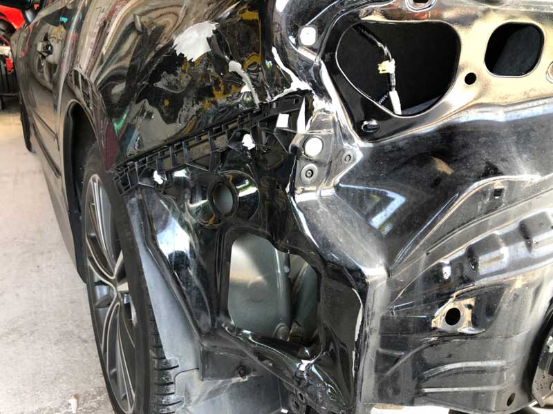 トヨタ86内部修復中